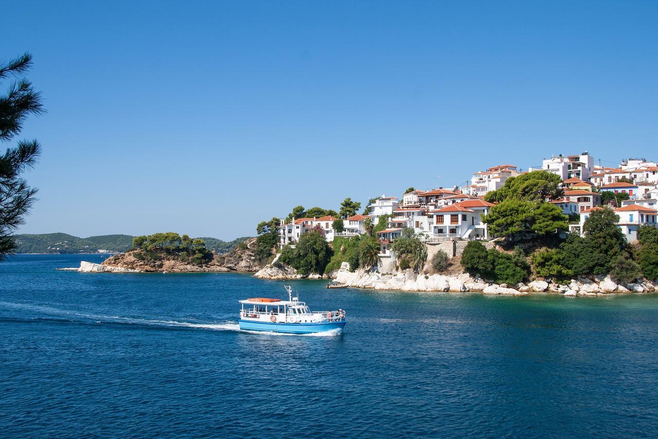 Cluborsa Chrysoula'S Guest House Skiathos Town Exterior photo