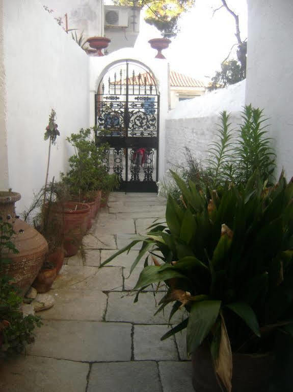 Cluborsa Chrysoula'S Guest House Skiathos Town Exterior photo