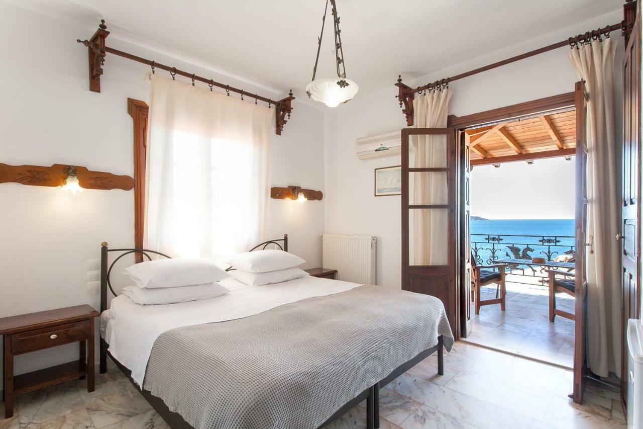 Cluborsa Chrysoula'S Guest House Skiathos Town Exterior photo