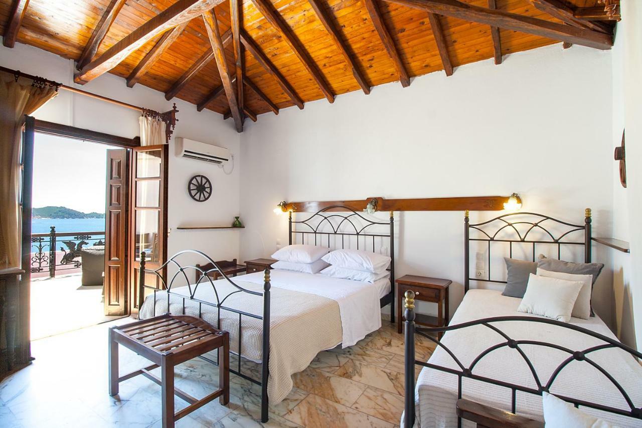Cluborsa Chrysoula'S Guest House Skiathos Town Exterior photo